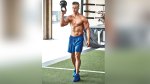 Single Bottoms-up Kettlebell waiter Carry
