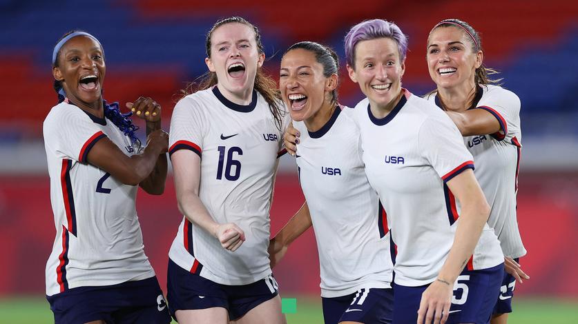 Smith scores and US women's soccer gets 1-0 revenge win over Mexico ahead of the Olympics