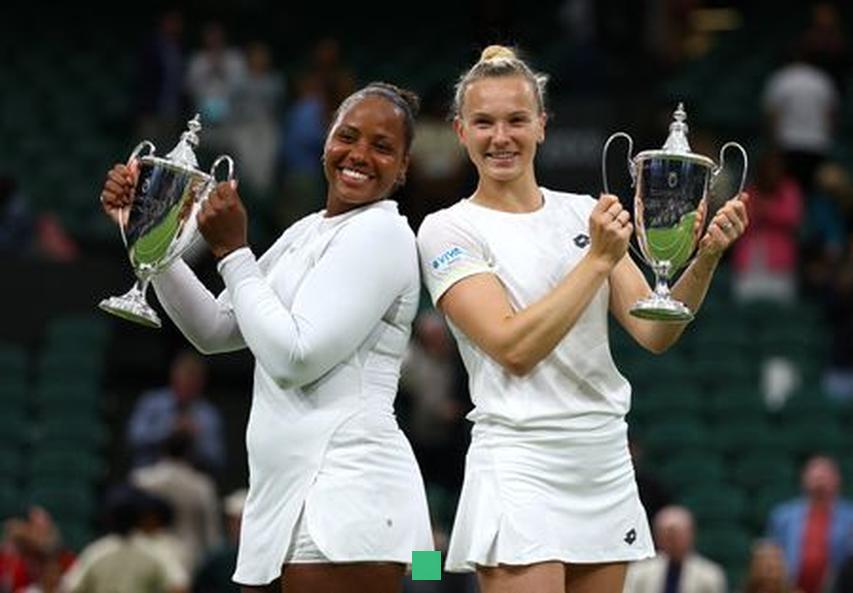 Tennis-American Townsend wins Wimbledon doubles crown alongside Siniakova